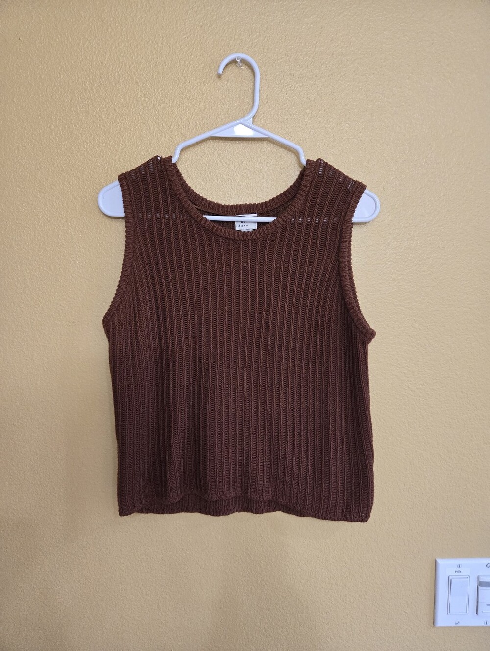 Sleeveless Knit Tank Top